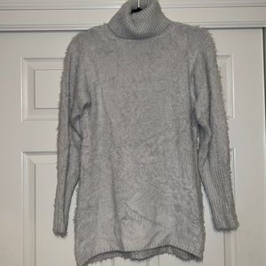 Easel Gray Fuzzy Turtleneck M
